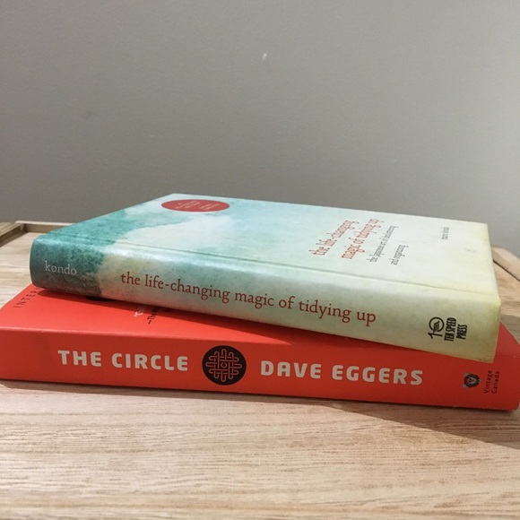 Assorted Books - Picture 1 of 2